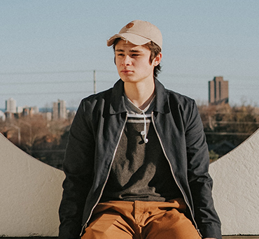 Денис Митчел